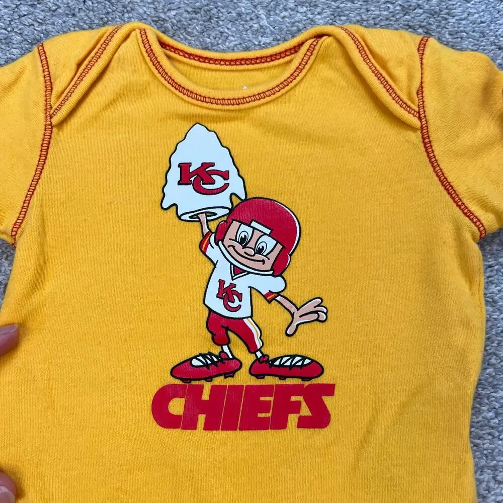 Kansas City Chiefs Football NFL Team Apparel Baby One-Piece Bundle (3-6M)